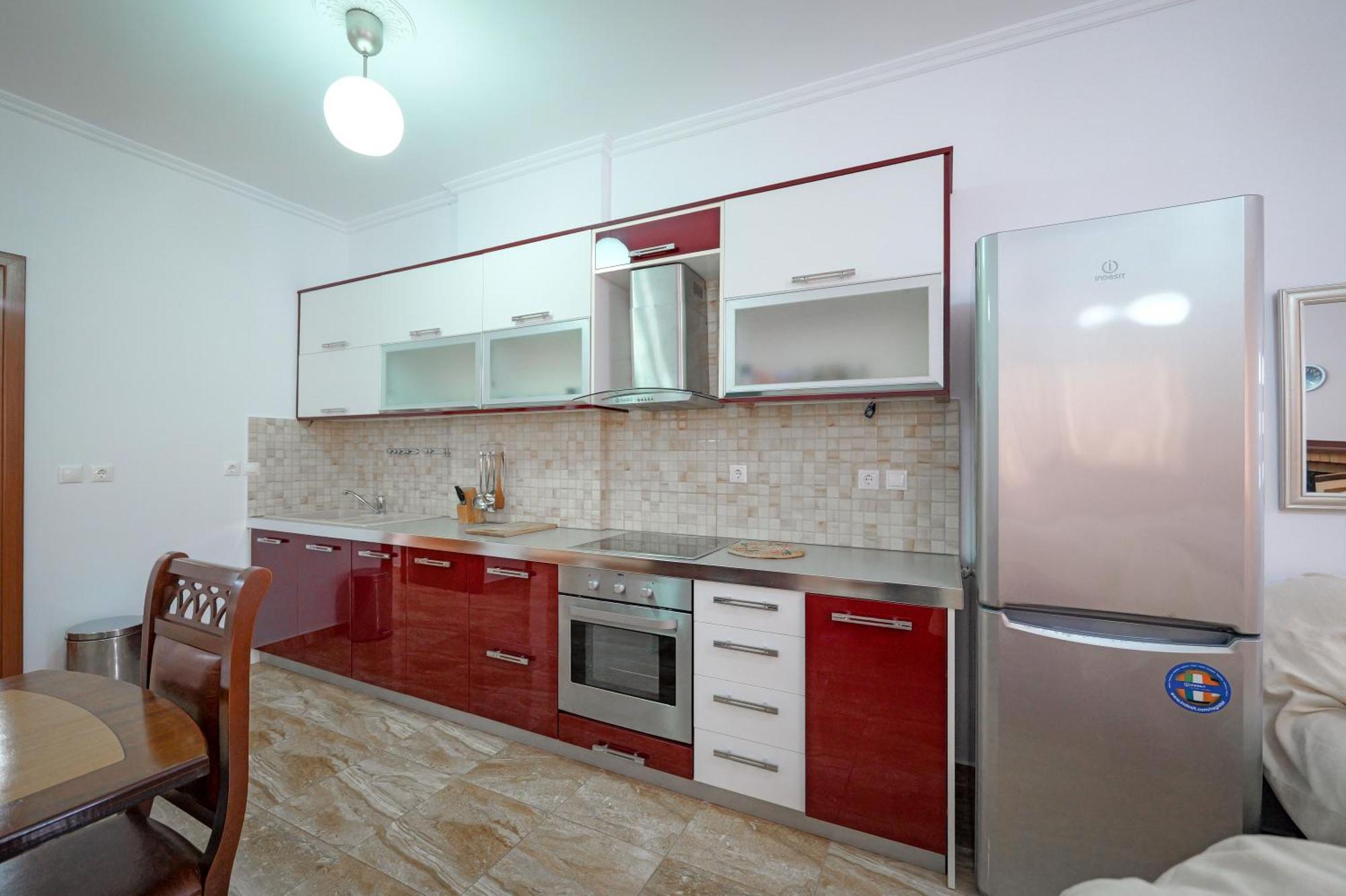 Guesthouse Moonlight Downtown Ксамил Екстериор снимка